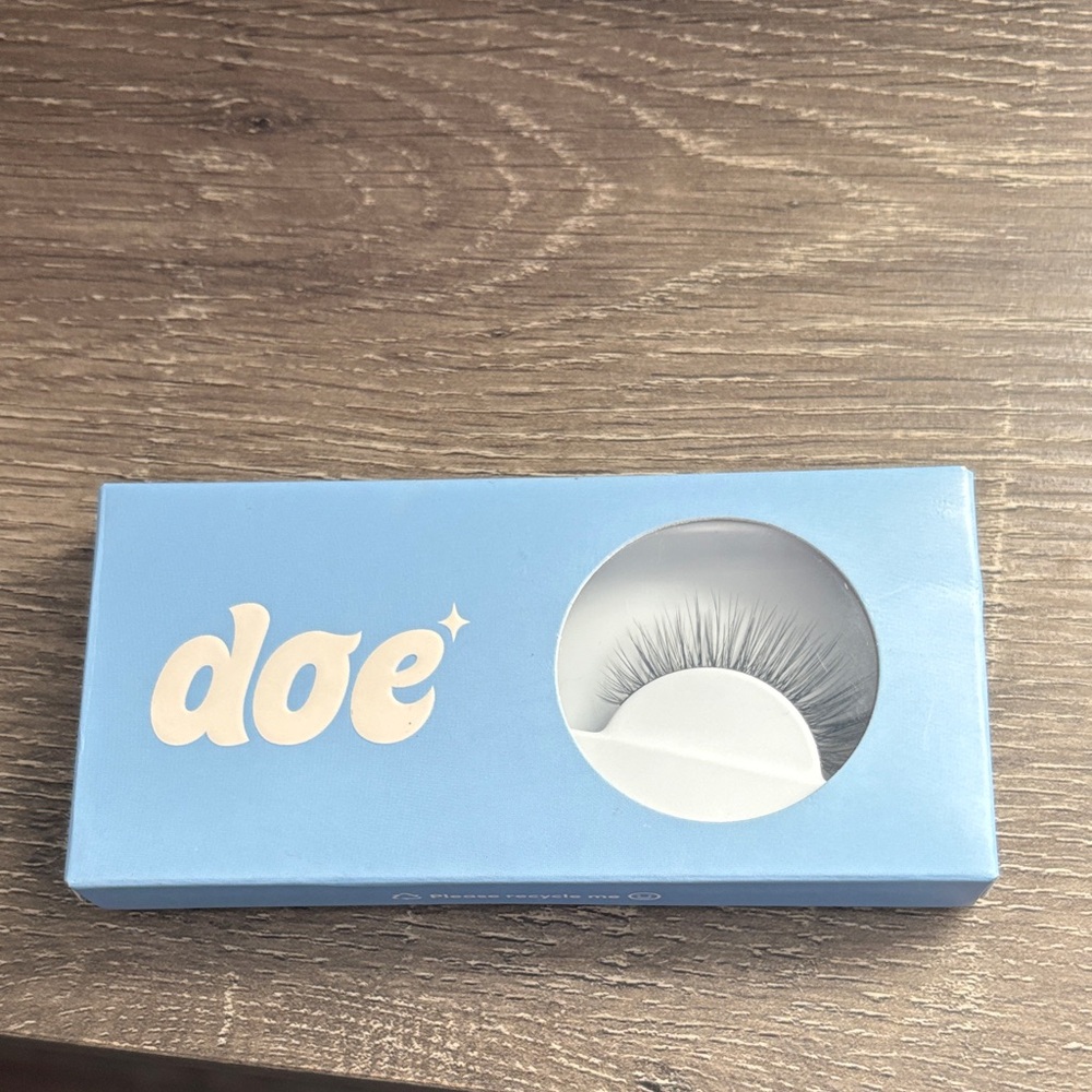 doe morning dew with Wispy Lashes